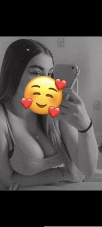 A u relie page leaked private photo uncensored HD quality