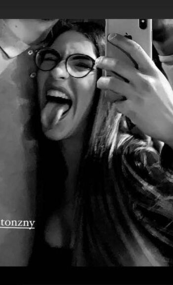 A u relie leaked private photo uncensored HD quality
