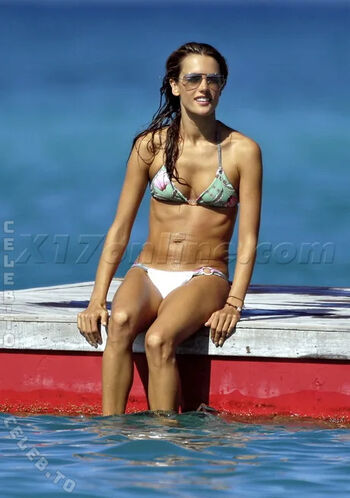 Alessandra ambrosio leaked private photo uncensored HD quality