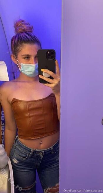 Alexisaevans  page leaked private photo uncensored HD quality