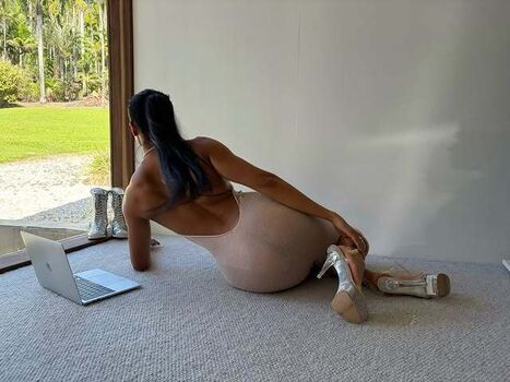 Ambra guiotto  page leaked private photo uncensored HD quality