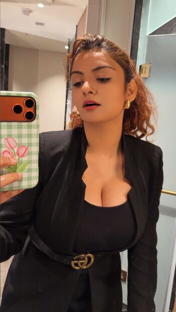Anveshi jain leaked private photo uncensored HD quality