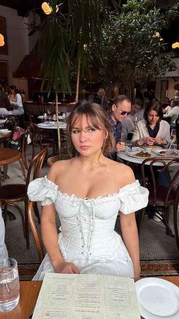 Ester dobrik page leaked private photo uncensored HD quality