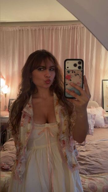 Ester dobrik page leaked private photo uncensored HD quality