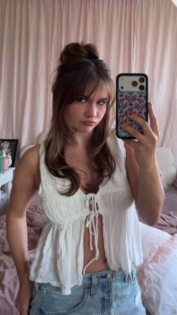 Ester dobrik leaked private photo uncensored HD quality