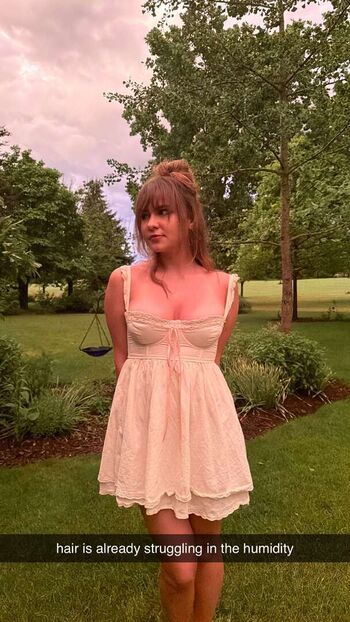 Ester dobrik leaked private photo uncensored HD quality
