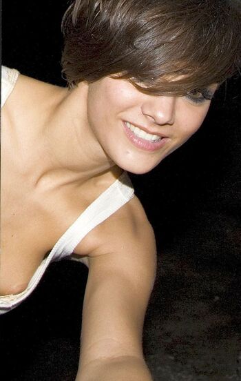 Frankie bridge  page leaked private photo uncensored HD quality