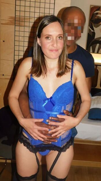 Hotwife  page leaked private photo uncensored HD quality