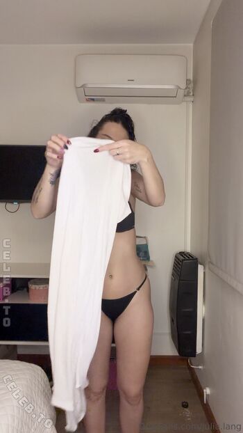 Julia lang leaked private photo uncensored HD quality