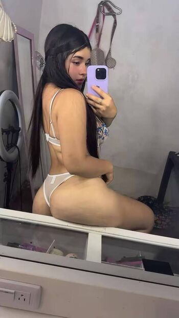 Karitol w leaked private photo uncensored HD quality