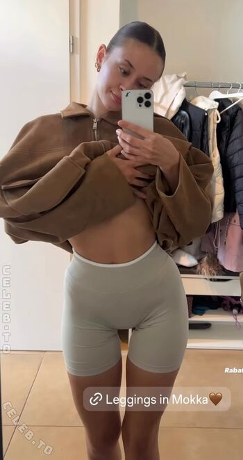 Lillyfayye page leaked private photo uncensored HD quality