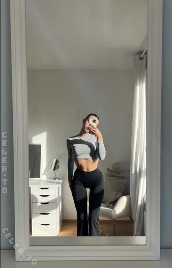 Lillyfayye leaked private photo uncensored HD quality