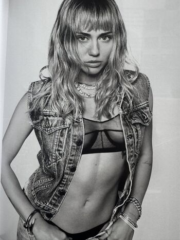 Miley cyrus page leaked private photo uncensored HD quality