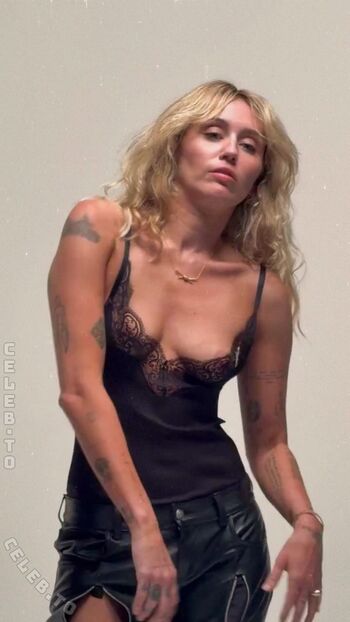 Miley cyrus page leaked private photo uncensored HD quality