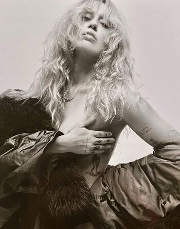 Miley cyrus page leaked private photo uncensored HD quality