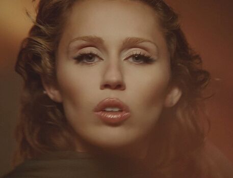 Miley cyrus page leaked private photo uncensored HD quality