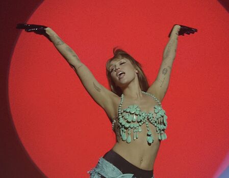 Miley cyrus page leaked private photo uncensored HD quality