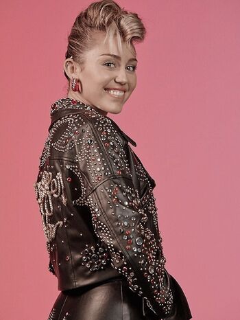 Miley cyrus page leaked private photo uncensored HD quality