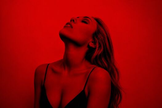 Miley cyrus page leaked private photo uncensored HD quality