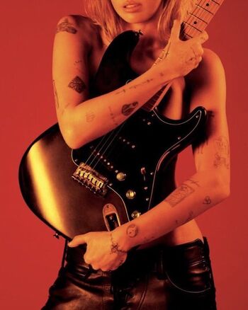 Miley cyrus page leaked private photo uncensored HD quality