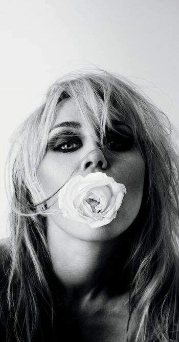 Miley cyrus page leaked private photo uncensored HD quality