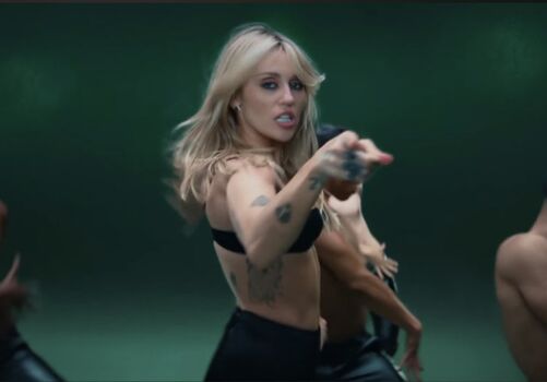 Miley cyrus page leaked private photo uncensored HD quality