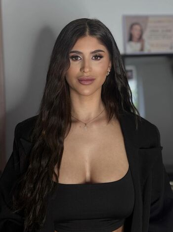 Romanian girls leaked private photo uncensored HD quality