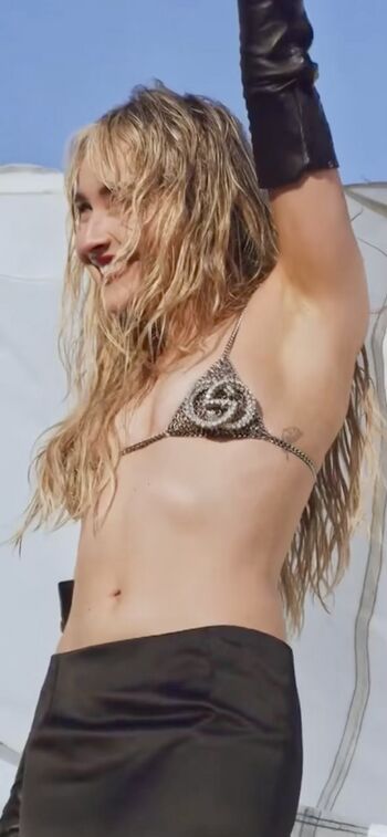 Sabrina carpenter leaked private photo uncensored HD quality