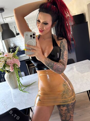 Starfuckedmodel leaked private photo uncensored HD quality