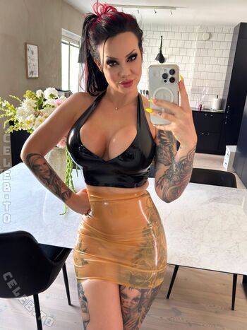 Starfuckedmodel leaked private photo uncensored HD quality