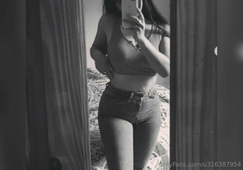 Tammylatinblood leaked private photo uncensored HD quality