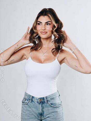Yeliz koc  page leaked private photo uncensored HD quality