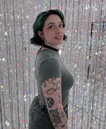 Yungelderberry leaked private photo uncensored HD quality