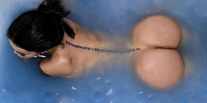 Zusjeofficial  page leaked private photo uncensored HD quality